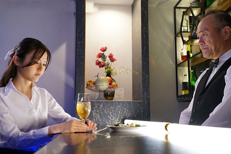 Poster of Anh quản lý bar tâm lý và một đêm tuyệt vời cùng cô vợ trẻ đang chán chồng